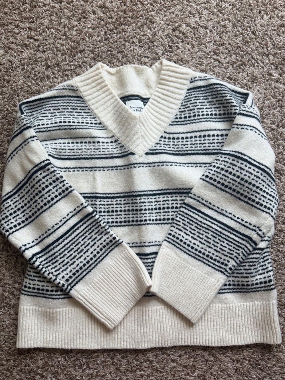 Abercrombie & Fitch Cream Sweater with Stripe Pattern